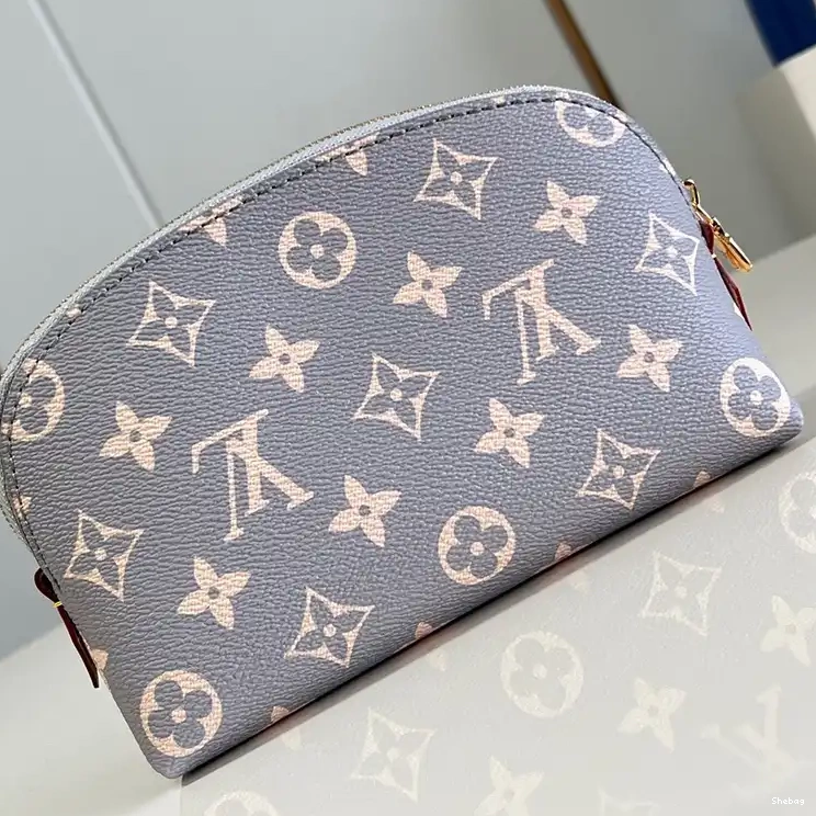 Bags 2408YA0145 LV 0822